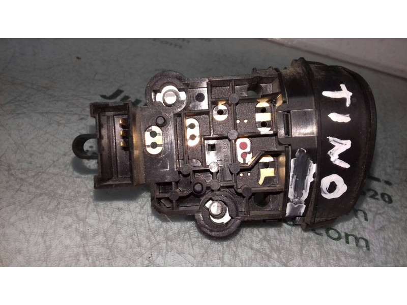 Recambio de mando volante para nissan almera (n16/e) acenta referencia OEM IAM 54355381P1 091200 3 PINES