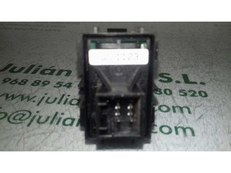 Recambio de interruptor para opel insignia berlina edition referencia OEM IAM 13271123 4 + 4 PINES FRENO MANO