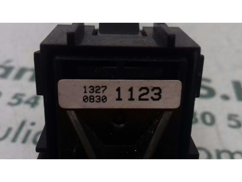 Recambio de interruptor para opel insignia berlina edition referencia OEM IAM 13271123 4 + 4 PINES FRENO MANO