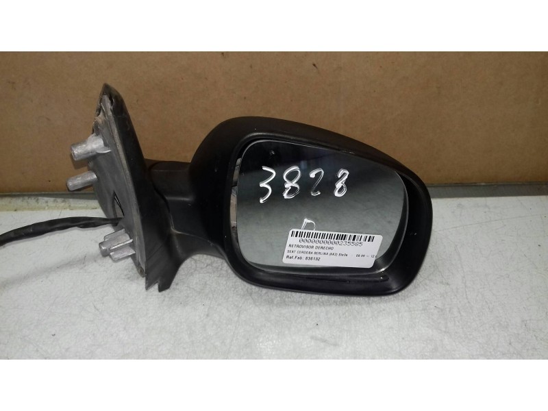 Recambio de retrovisor derecho para seat cordoba berlina (6k2) stella referencia OEM IAM 836132  MANUAL