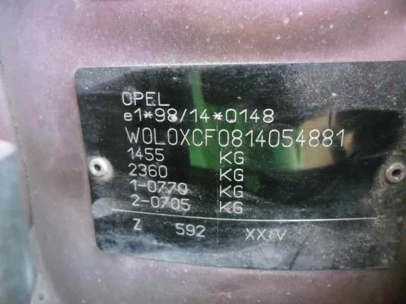 opel corsa c del año 2001