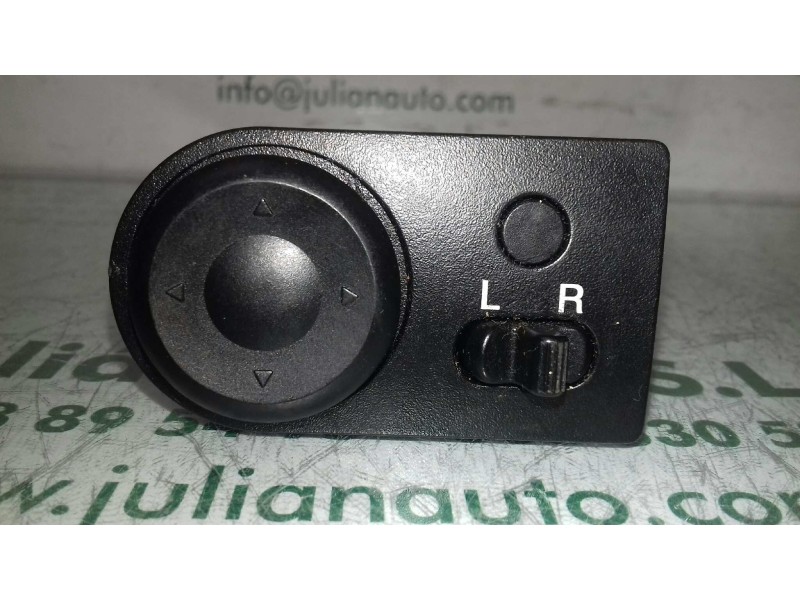 Recambio de mando retrovisor para chevrolet aveo ls referencia OEM IAM 8E15V 5 + 3 PINES RETROVISORES