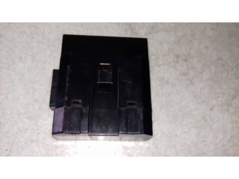 Recambio de caja reles / fusibles para hyundai santa fe (sm) 2.0 gls crdi 4x4 referencia OEM IAM 9540026500   Recambio de caja reles / fusibles para hyundai santa fe (sm) 2.0 gls crdi 4x4 referencia OEM IAM 9540026500