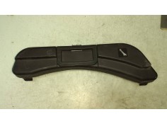 Recambio de herramientas para audi a4 berlina (8e) 2.0 tdi 16v (103kw) referencia OEM IAM 8E0012111A  CAJA HERRAMIENTAS