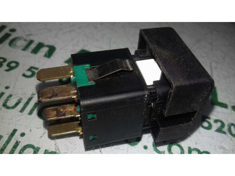 Recambio de interruptor para opel vectra b berlina edition 2000 referencia OEM IAM 09134508 501778 RECICLADO AIRE