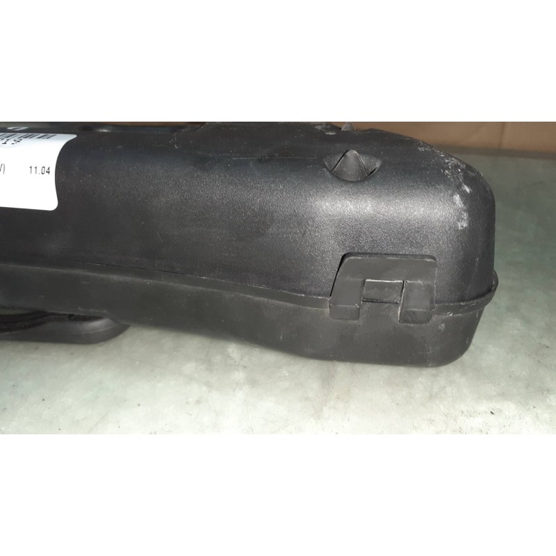 Recambio de herramientas para audi a4 berlina (8e) 2.0 tdi 16v (103kw) referencia OEM IAM 8E0012111A  CAJA HERRAMIENTAS