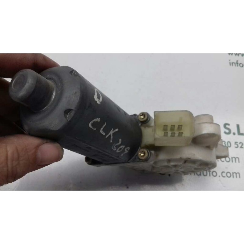 Recambio de motor elevalunas delantero derecho para mercedes-benz clase clk (w209) coupe referencia OEM IAM A2308200942 01308219