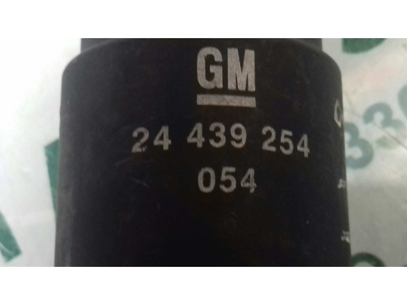 Recambio de bomba limpia para opel vectra c berlina club referencia OEM IAM 24439254  