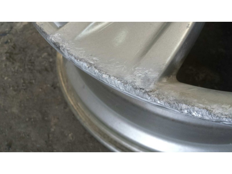 Recambio de llanta para peugeot 4007 business line referencia OEM IAM M2AAP 7J X 18 1 LLANTA ALUMINIO