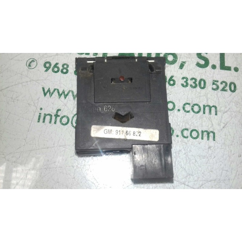 Recambio de interruptor para opel vivaro 1.9 cdti cat (f9q-760 / l08) referencia OEM IAM 91166822  LUCES