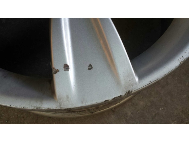 Recambio de llanta para peugeot 4007 business line referencia OEM IAM  7J X 18 1 LLANTA ALUMINO