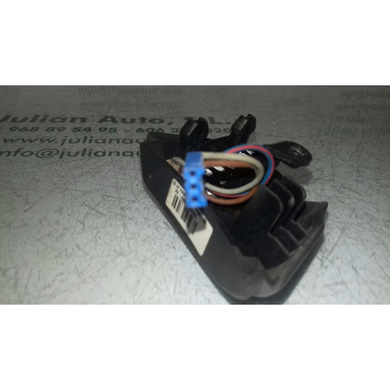 Recambio de interruptor para opel vectra c berlina comfort referencia OEM IAM 305203720057AA 88119804 CONTROL DEL VOLANTE
