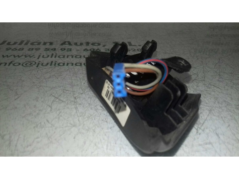 Recambio de interruptor para opel vectra c berlina comfort referencia OEM IAM 305203720057AA 88119804 CONTROL DEL VOLANTE