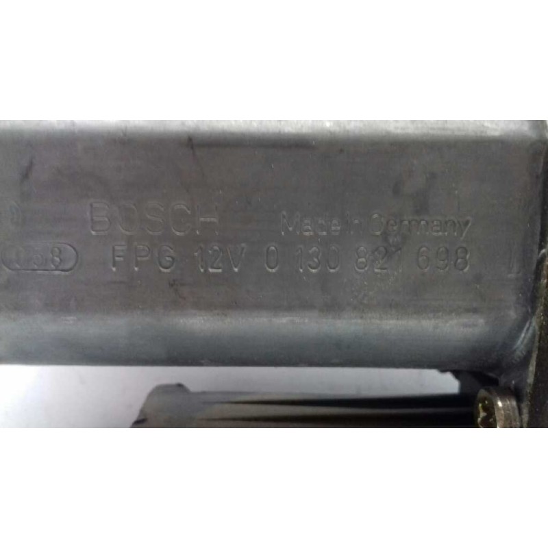 Recambio de motor elevalunas trasero derecho para mercedes-benz clase a (w168) referencia OEM IAM 0130821698 101154301 05073111