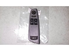Recambio de mando elevalunas delantero izquierdo para fiat stilo (192) 1.9 jtd 115 dynamic sky window referencia OEM IAM B569 28