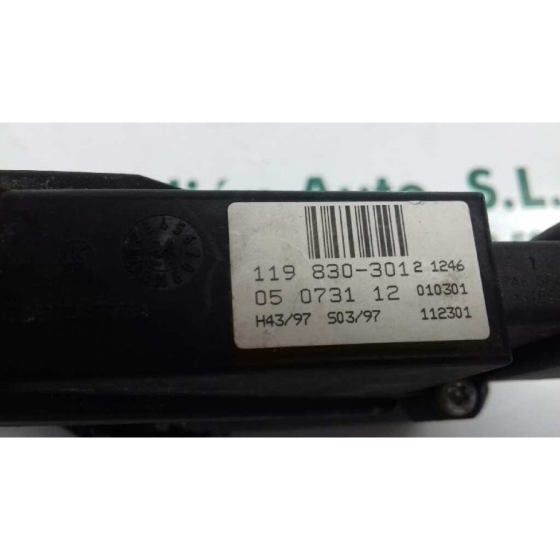 Recambio de motor elevalunas delantero derecho para mercedes-benz clase a (w168) referencia OEM IAM 0130821698 119830301 0507311