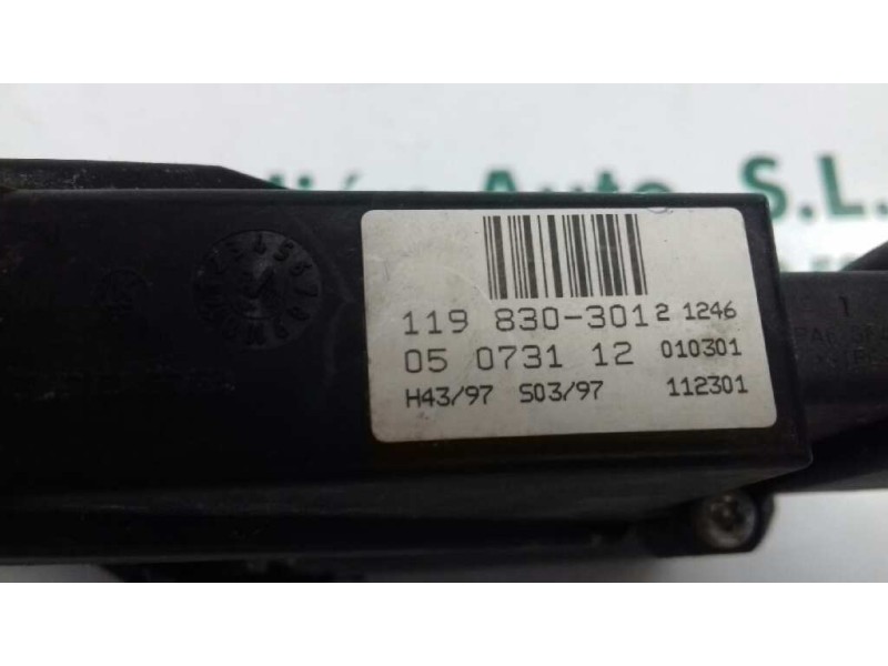 Recambio de motor elevalunas delantero derecho para mercedes-benz clase a (w168) referencia OEM IAM 0130821698 119830301 0507311