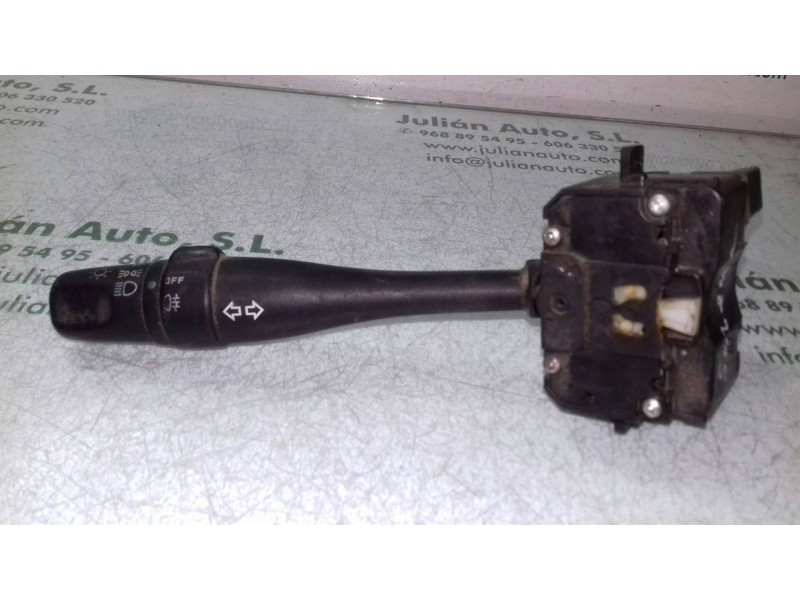 Recambio de mando luces para nissan serena (c23m) 2.3 invitation d referencia OEM IAM 36828A 36828A1988  Recambio de mando luces para nissan serena (c23m) 2.3 invitation d referencia OEM IAM 36828A 36828A1988