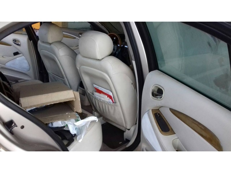 jaguar s-type del año 2000