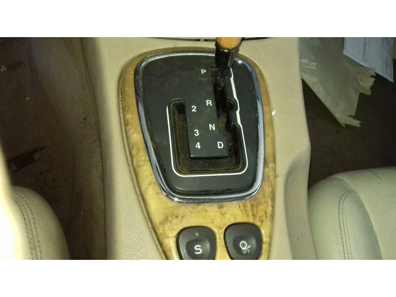 jaguar s-type del año 2000