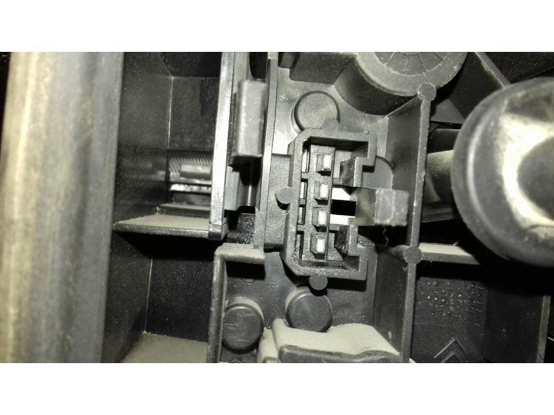 Recambio de piloto trasero derecho para citroen xantia berlina 1.9 sd x referencia OEM IAM   EXT-ALETA