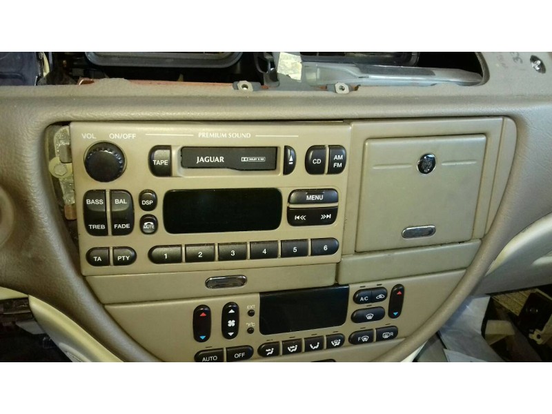 jaguar s-type del año 2000