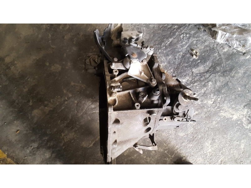 Recambio de caja cambios para citroen xsara picasso 2.0 hdi vivace referencia OEM IAM 20DL64  5 VELOCIDADES