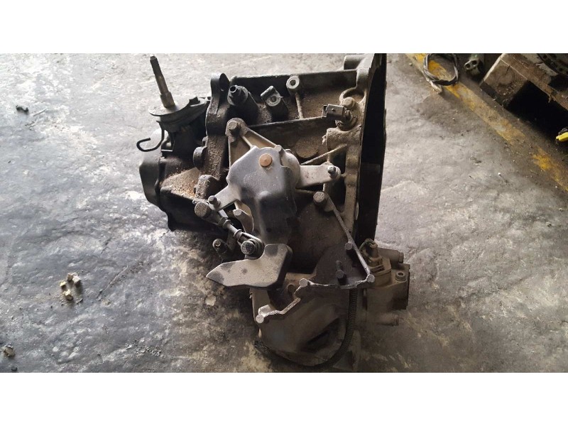 Recambio de caja cambios para citroen xsara picasso 2.0 hdi vivace referencia OEM IAM 20DL64  5 VELOCIDADES