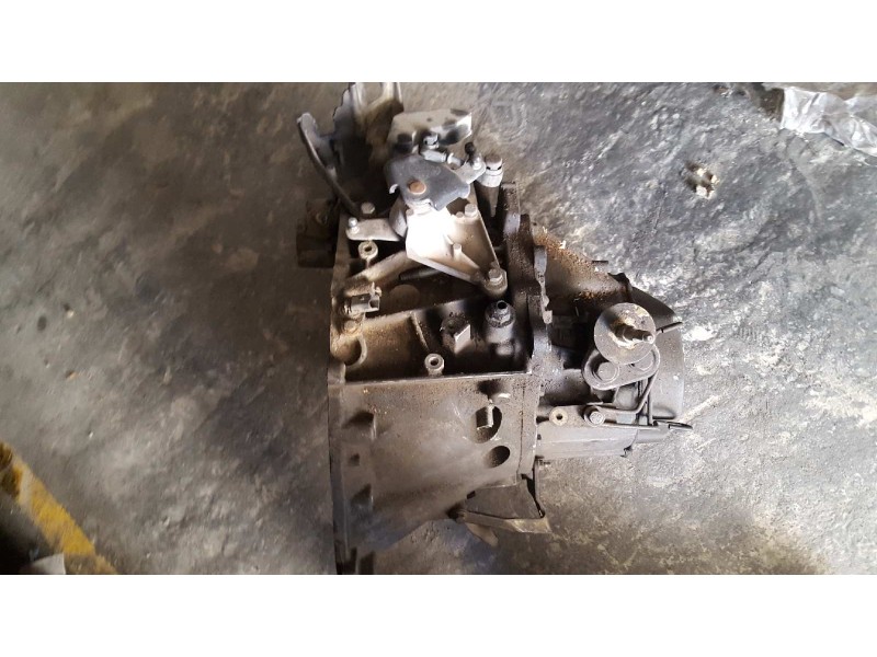 Recambio de caja cambios para citroen xsara picasso 2.0 hdi vivace referencia OEM IAM 20DL64  5 VELOCIDADES