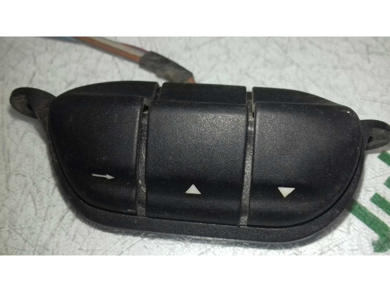 Recambio de mando volante para opel vectra b caravan básico referencia OEM IAM 15689800 90508669 