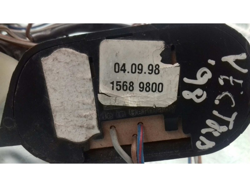 Recambio de mando volante para opel vectra b caravan básico referencia OEM IAM 15689800 90508669 