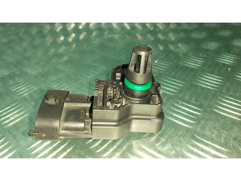 Recambio de sensor presion para opel mokka x design line start/stop referencia OEM IAM 0281006077 55568175 BOSCH