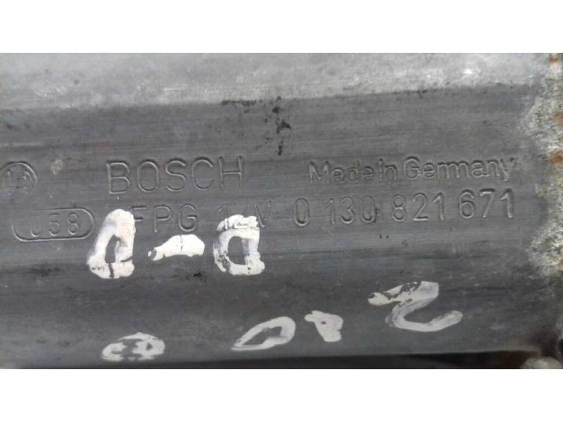 Recambio de motor elevalunas delantero derecho para mercedes-benz clase e (w210) berlina referencia OEM IAM 0130821671   Recambio de motor elevalunas delantero derecho para mercedes-benz clase e (w210) berlina referencia OEM IAM 0130821671