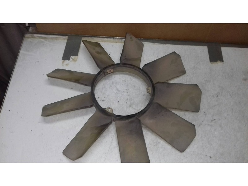 Recambio de ventilador viscoso motor para ssangyong kyron 200 xdi limited referencia OEM IAM 6652000223  