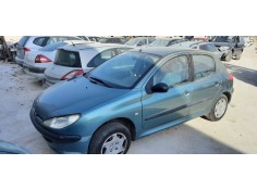 peugeot 206 berlina del año 2000