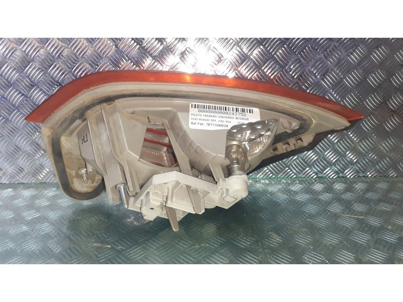 Recambio de piloto trasero izquierdo interior para ford mondeo ber. (ca2) ghia referencia OEM IAM 7S7113A603A  TK8510