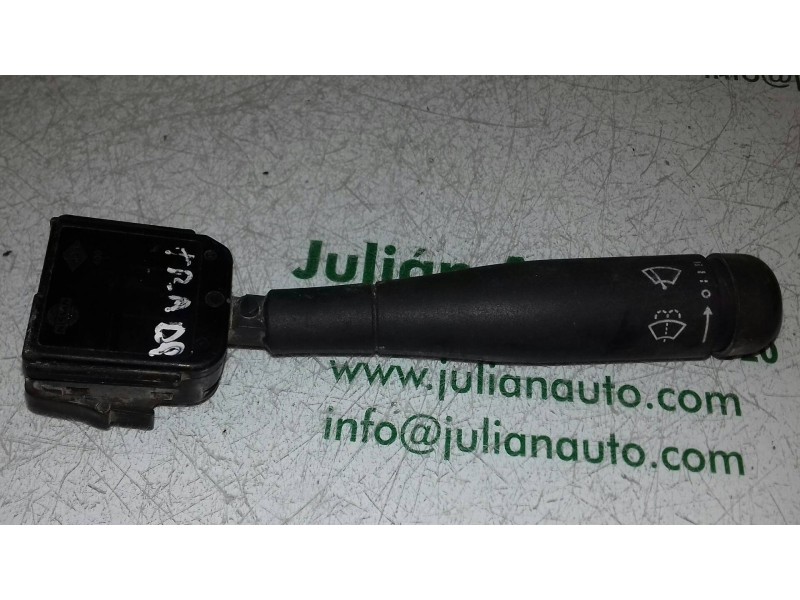 Recambio de mando limpia para nissan trade 100 caja cerrada, techo elevado referencia OEM IAM   