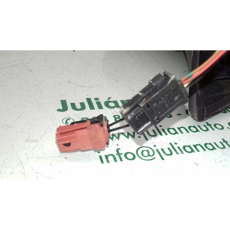 Recambio de retrovisor izquierdo para citroen c3 pluriel 1.4 hdi referencia OEM IAM 0103024 012026 ELECTRICO