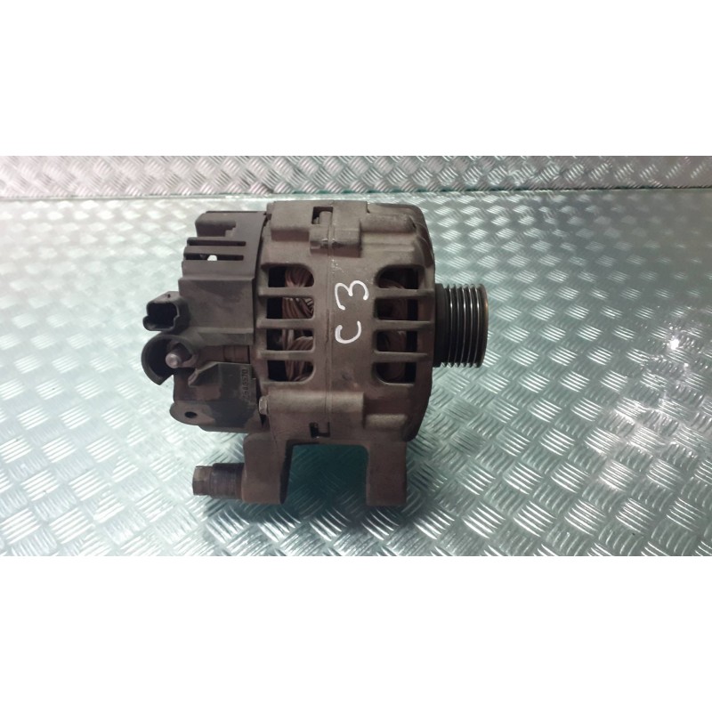 Recambio de alternador para citroen c3 1.1 furio referencia OEM IAM 9642879680 VALEO 