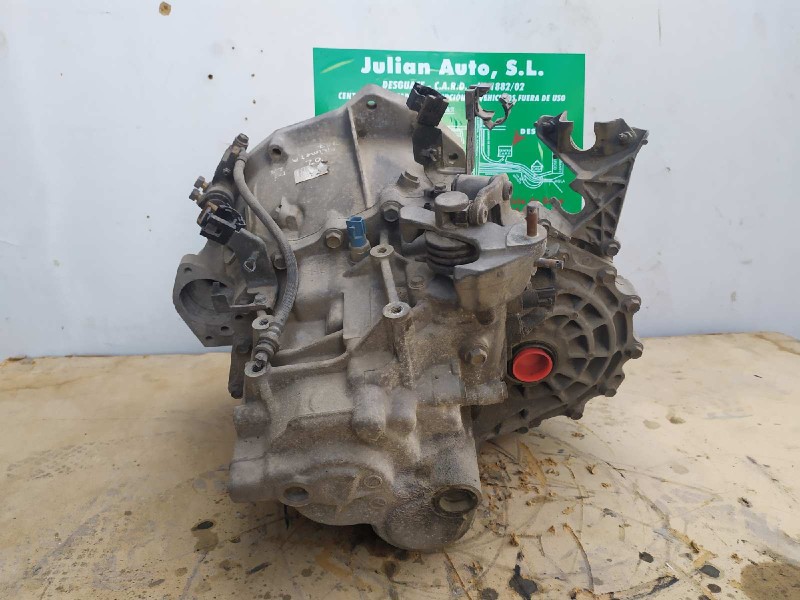 Recambio de caja cambios para nissan primera berlina (p12) acenta referencia OEM IAM AV964VA  6 VELOCIDADES