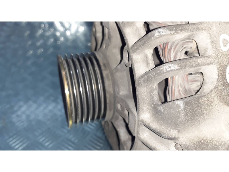 Recambio de alternador para citroen c3 1.1 furio referencia OEM IAM 9642879680 VALEO 