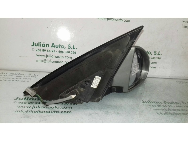 Recambio de retrovisor derecho para nissan primera berlina (p12) acenta referencia OEM IAM 96301BA420  ELECTRICO