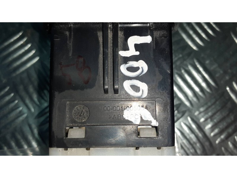 Recambio de interruptor para opel mokka x design line start/stop referencia OEM IAM 13591084 UWT40018004845 PUERTO USB