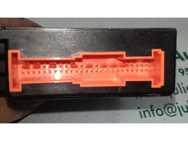 Recambio de centralita airbag para citroen c3 pluriel 1.4 hdi referencia OEM IAM 9656888580  TEMIC