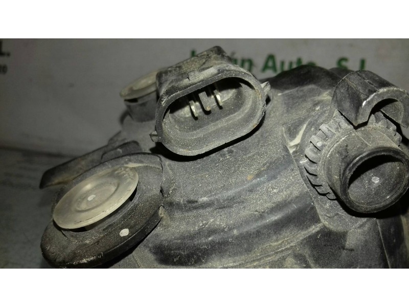 Recambio de faro antiniebla izquierdo para nissan qashqai (j10) tekna referencia OEM IAM 8200002469 VALEO 2 PINES