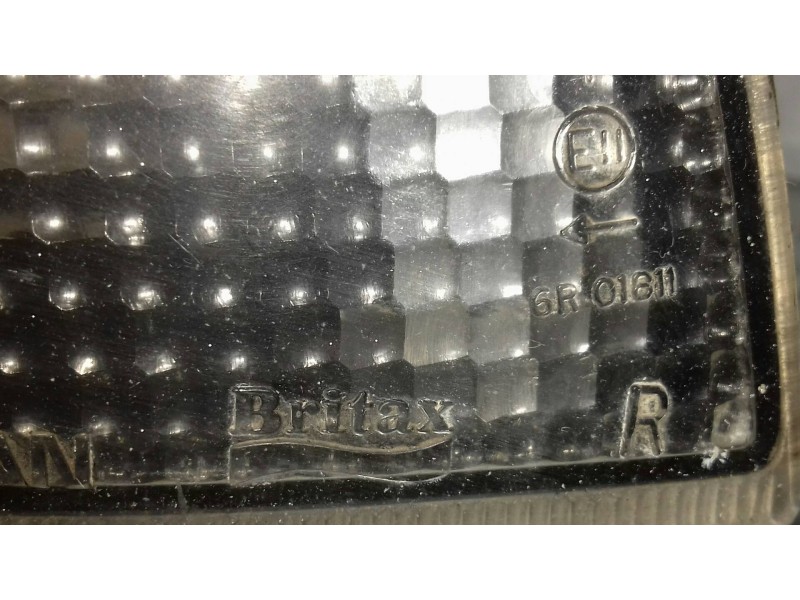 Recambio de piloto delantero derecho para nissan primera berlina (p11) 2.0 navigation referencia OEM IAM 6R01811  2 PINES