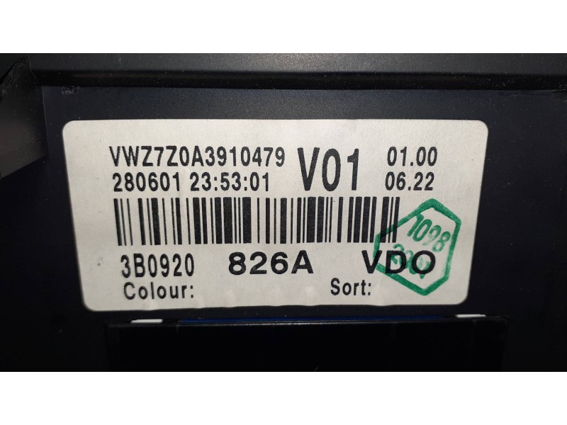Recambio de cuadro instrumentos para volkswagen passat berlina (3b3) advance referencia OEM IAM 3B0920826A 110080137 VDO