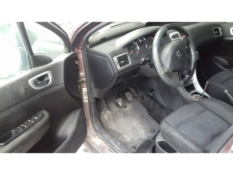 peugeot 307 berlina (s2) del año 2006