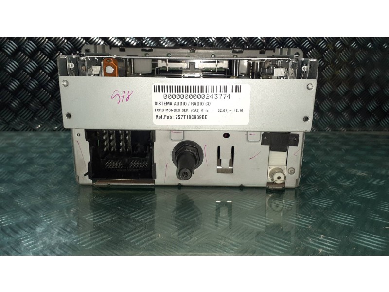 Recambio de sistema audio / radio cd para ford mondeo ber. (ca2) ghia referencia OEM IAM 7S7T18C939BE V003199 SONY