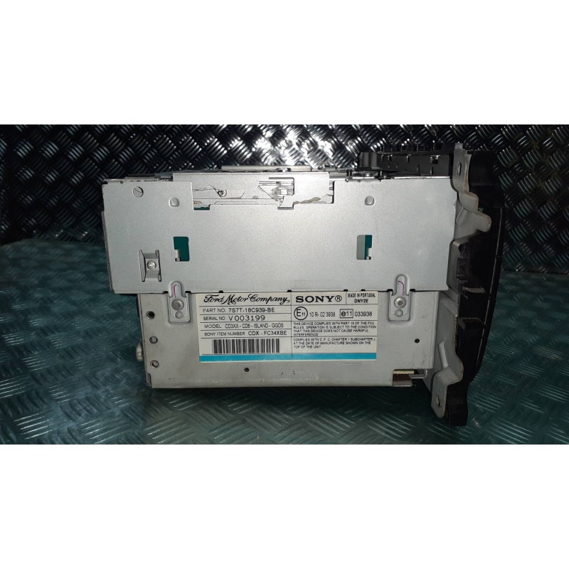 Recambio de sistema audio / radio cd para ford mondeo ber. (ca2) ghia referencia OEM IAM 7S7T18C939BE V003199 SONY